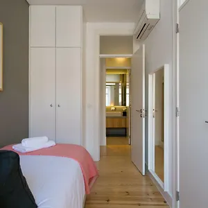 Appartement Altido Elegant Deluxe & Altido Luxurious 3-bedroom Apt With Terrace In Intendente, Lisboa